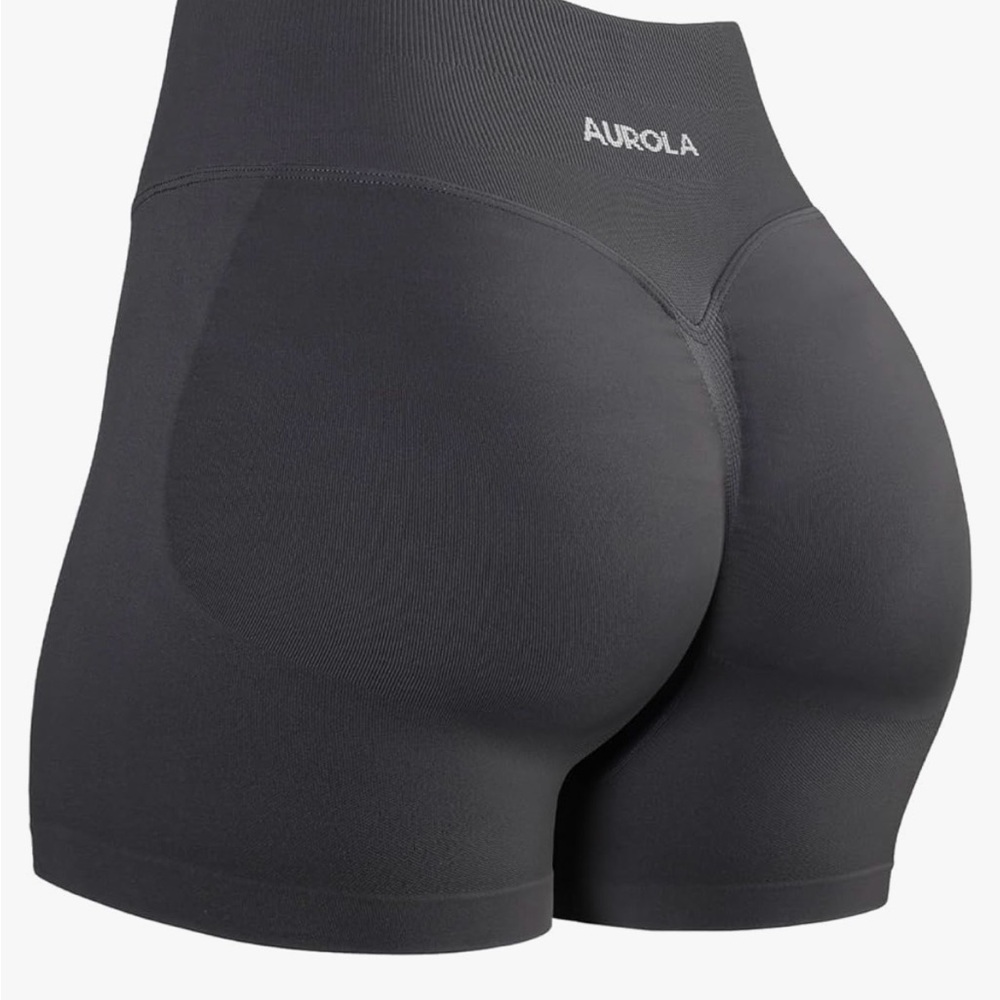 NWT AUROLA Influence Dark Grey 3.5 Workout Scrunch Compression Shorts - Sz Small